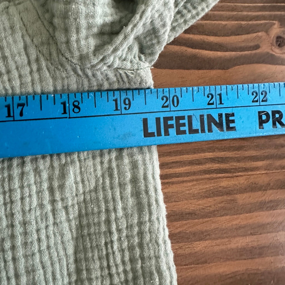 Women’s Anne Klein Light Green Button-Down Shirt M 100% Cotton Crinkle Fabric - Picture 5 of 6